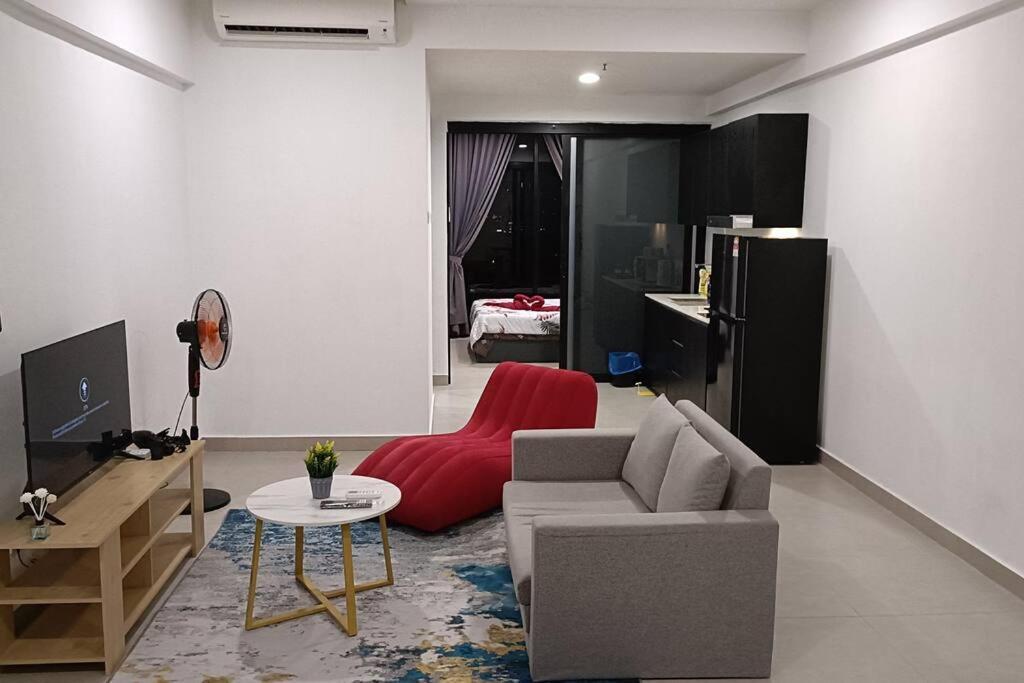 Cozy Flexus Signature 4 Guests Pool Nflix Hbo Куала Лумпур Екстериор снимка
